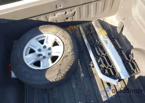 2016 Chevrolet Silverado 1500 1Lt/2Lt из США, поврежденный, VIN 1GCVKREC5GZ387948